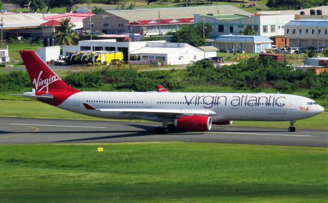 Airbus A330-300 (G-VSXY)