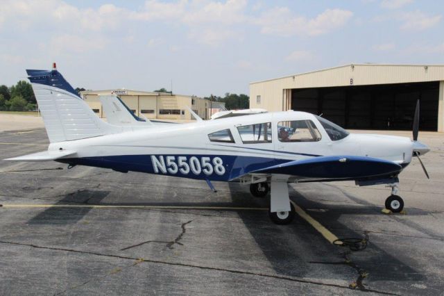 Piper Cherokee (N55058)