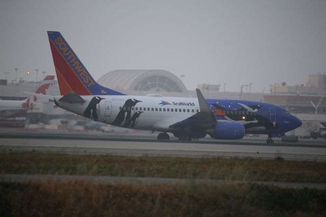 Boeing 737-700 (N280WN)