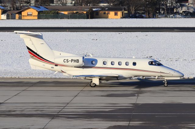 Embraer Phenom 300 (CS-PHB)