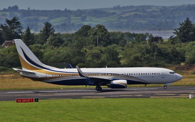 Boeing 737-700 (N737GG) - n737gg at shannon 17/7/15.