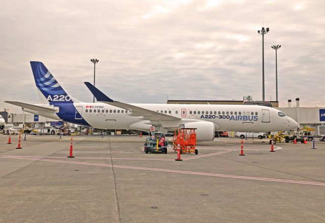 Airbus A220-300 (C-FFDO) - KBOS Logan 11/11/19