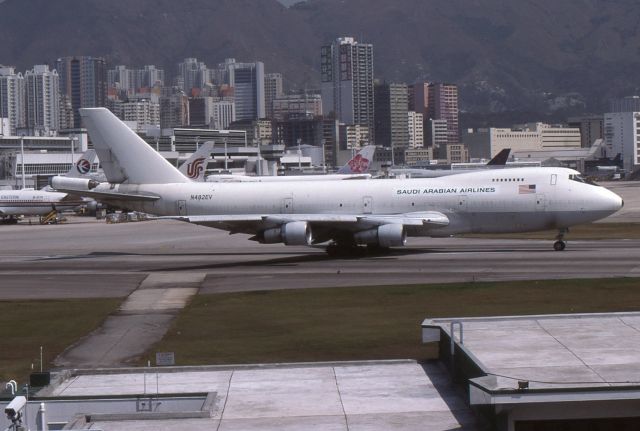 Boeing 747-200 (N482EV)