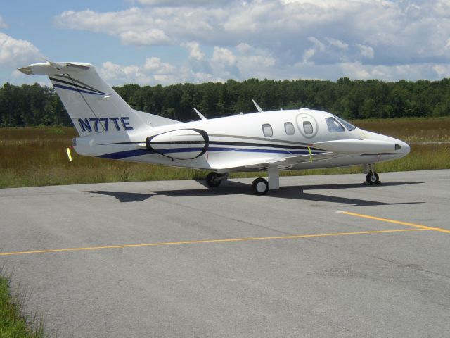 Eclipse 500 (N77TE)