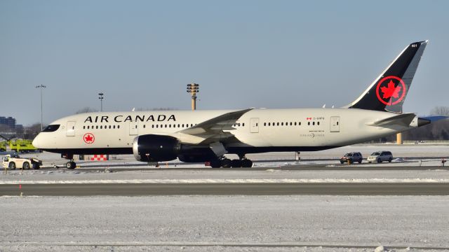 Boeing 787-8 (C-GHPQ)