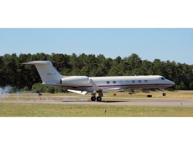 Gulfstream Aerospace Gulfstream V (N91LL) - Pwerfect landing! No location as per request of the aircraft owner.