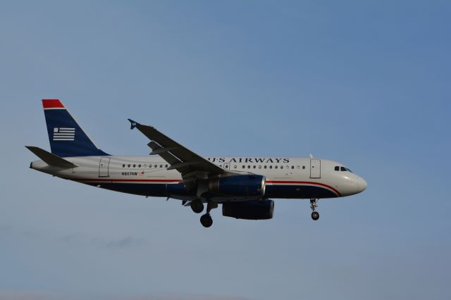 Airbus A319 (N807AW)