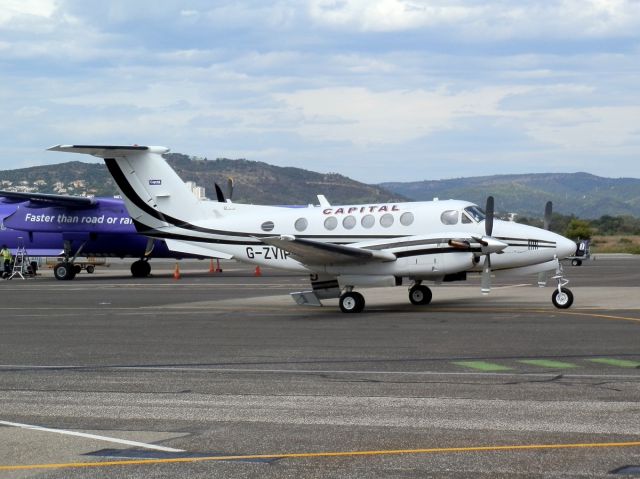 Beechcraft Super King Air 200 (G-ZVIP) - 03 sept 2015