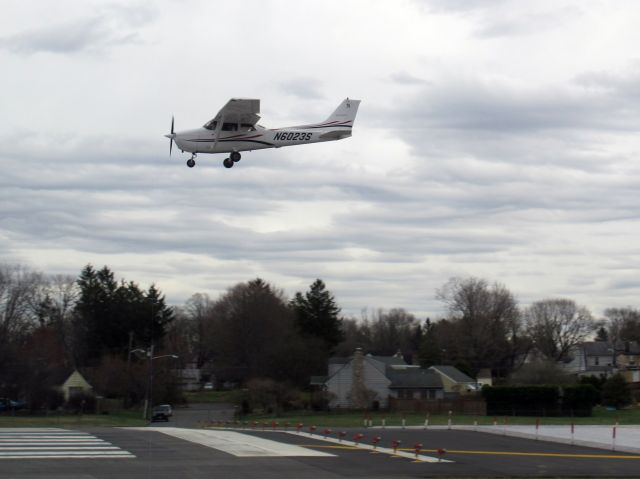 Cessna Skyhawk (N6023S)