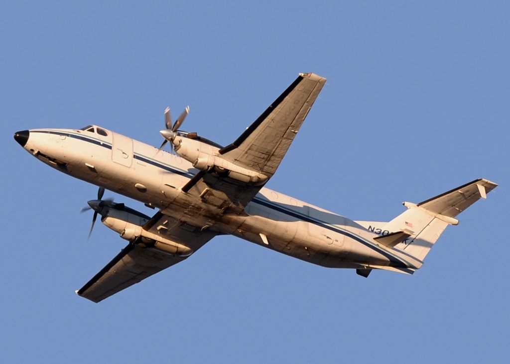 Beechcraft 1900 (N3052K)