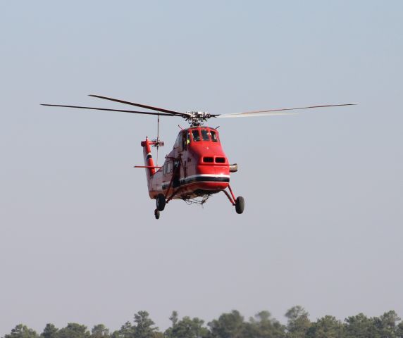 N589S — - A Sikorsky S-58T of Solley Equipment and Rigging of Decatur, AL approaching the ramp at Pryor Field Regional Airport, Decatur, AL - October 28, 2016.