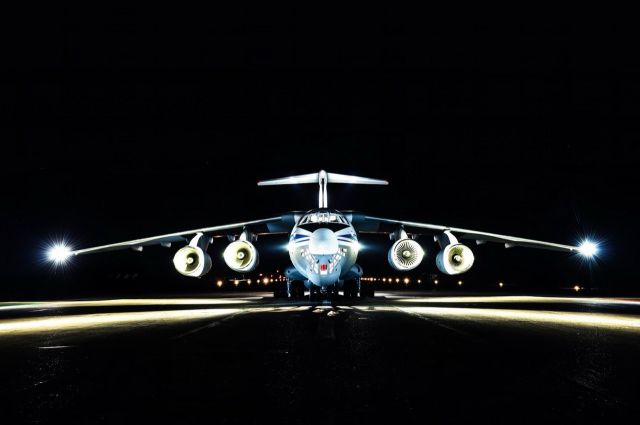 Ilyushin Il-76 —