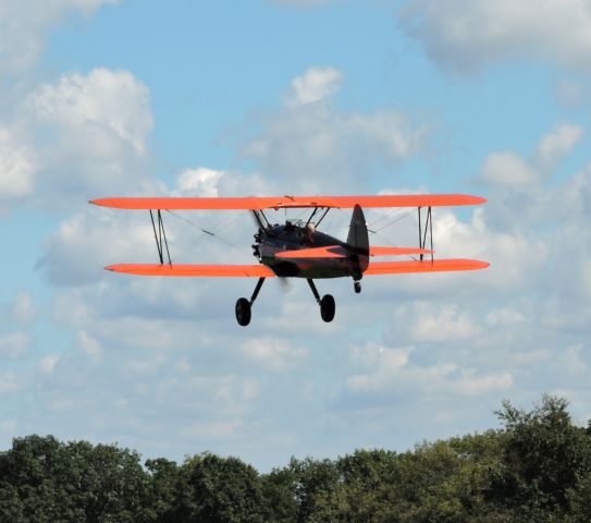 Piper PA-39 Twin Comanche CR (N89X) - This 1943 Bi Plane just took off, summer of 2018.