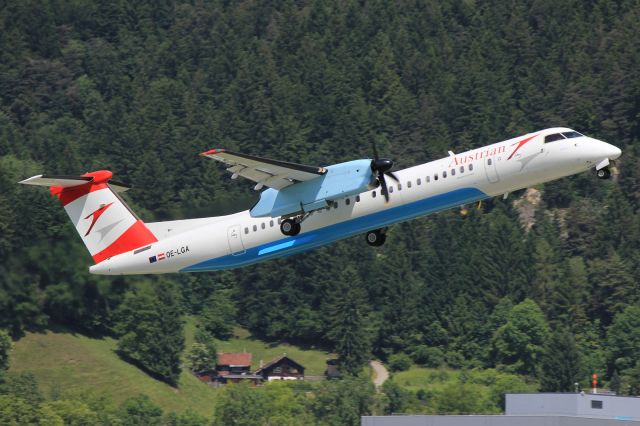 de Havilland Dash 8-400 (OE-LGA)