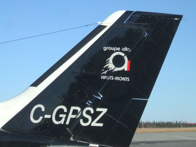 Cessna 421 (C-GPSZ) - Parked at Woodward Aviation F.B.O. Goose airport NL