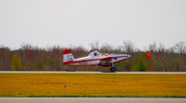 Air Tractor AT-802 (N173TA) - 1 out of 2 Air Tankers from Mid state down at the hazleton airport on a load and return for a fire in Jim Thorpe 