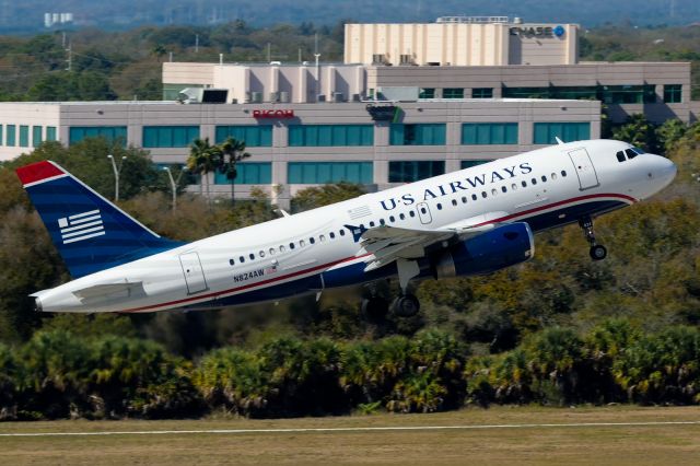 Airbus A319 (N824AW) - 2/7/2015 Outbound to KCLT.