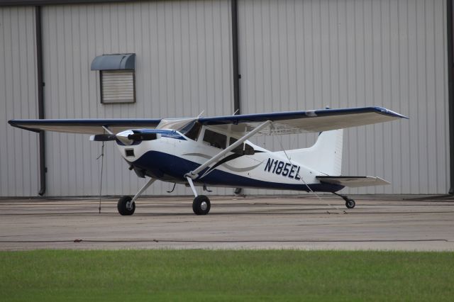 Cessna Skywagon (N185EL)