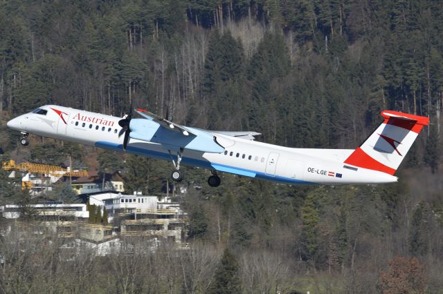 de Havilland Dash 8-400 (OE-LGE)