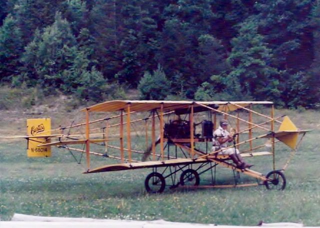 — — - Old Rhinebeck Aerodrome