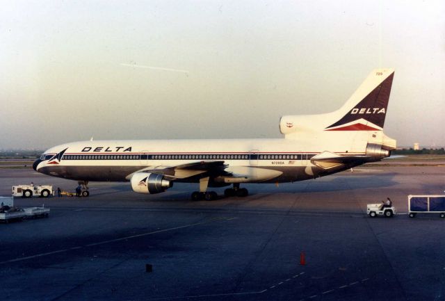 Lockheed L-1011 TriStar (N729DA)