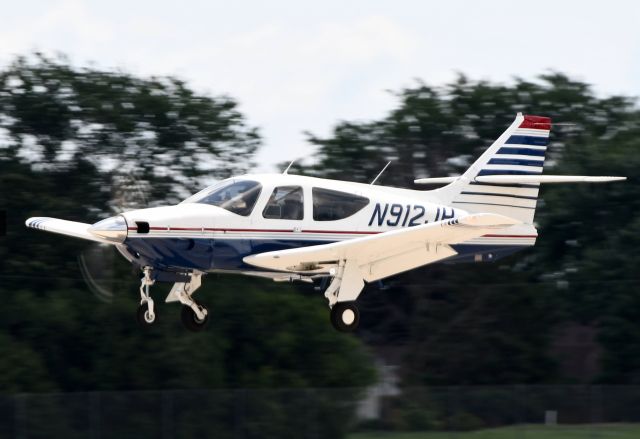 Rockwell Commander 114 (N912JH)