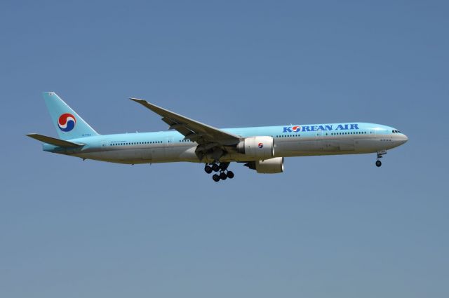 BOEING 777-300ER (HL7784) - 2018-05-29