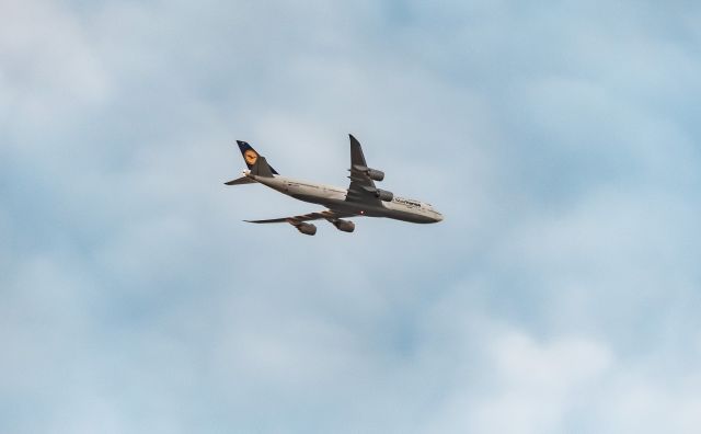 BOEING 747-8 (D-ABYM) - FZ300