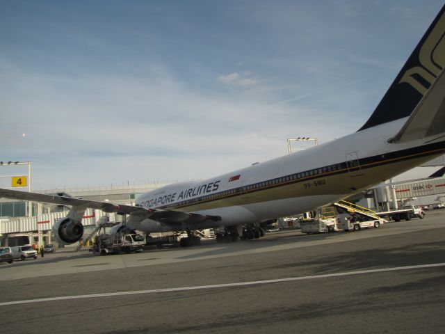 Boeing 747-400 (9V-SMU)