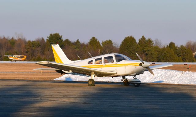 Piper Cherokee (N4008Q) - Piper PA-28-181 N4008Q in Howell, Mi