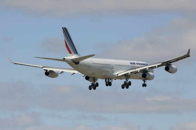 Airbus A340-300 (F-GLZK) - March 26, 2006 - approached Toronto