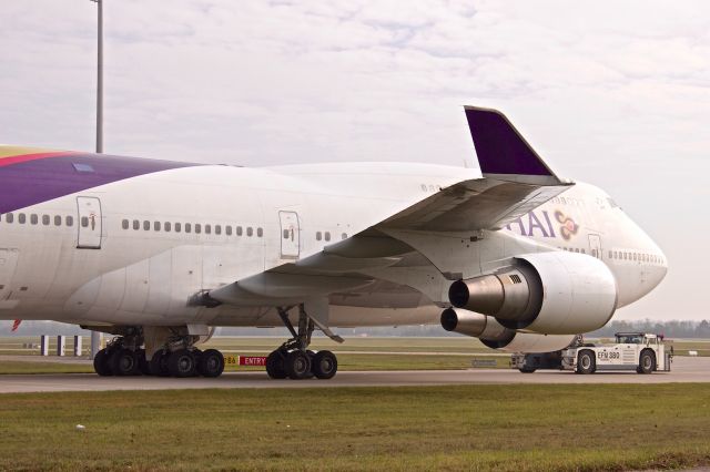 Boeing 747-200 (HS-TGA)