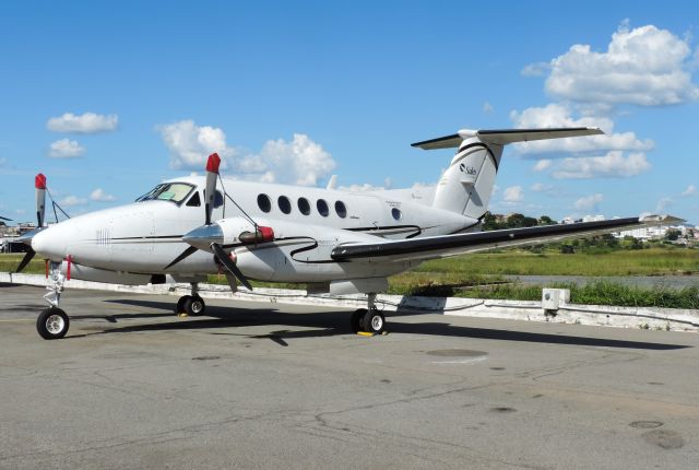 Beechcraft Super King Air 200 (PS-LSS)