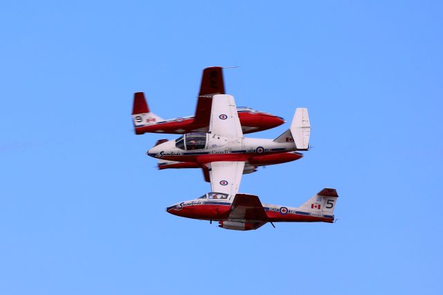 Canadair CL-41 Tutor — - RCAF Snowbirds crossover pass - Reno Airshow - 10/05/24