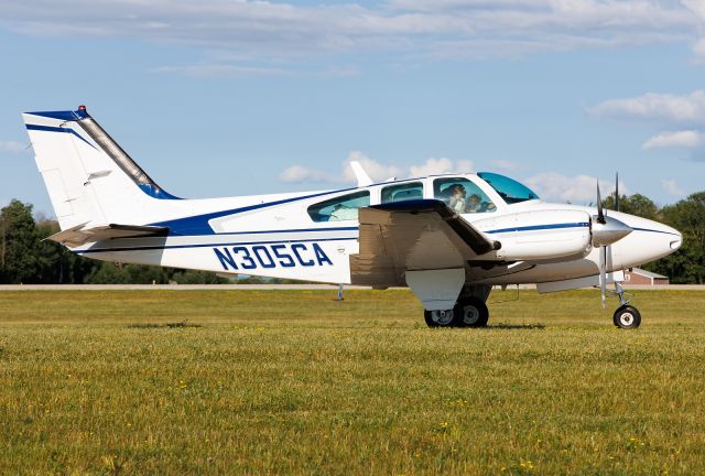 Beechcraft 55 Baron (N305CA)