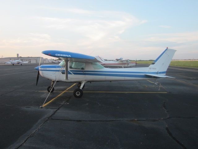 Cessna 152 (N67996) - Air Venture Ramp at Olive Branch Airport