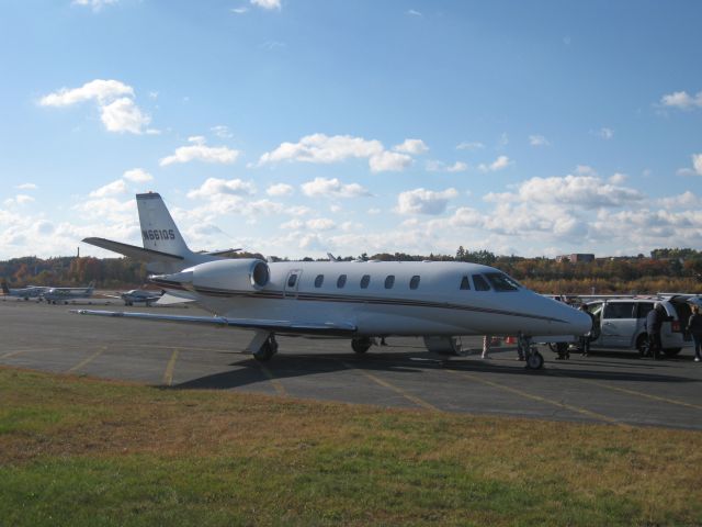 Cessna Citation Excel/XLS (EJA661) - Loading up to depart to Sarasota FL (KSRQ).