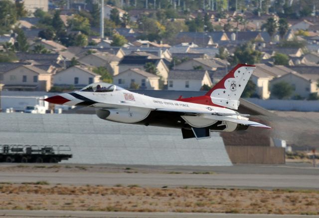 Lockheed F-16 Fighting Falcon — - USAF Thunderbirds #5 aircraft high speed low past, only 100 feet off the ground.