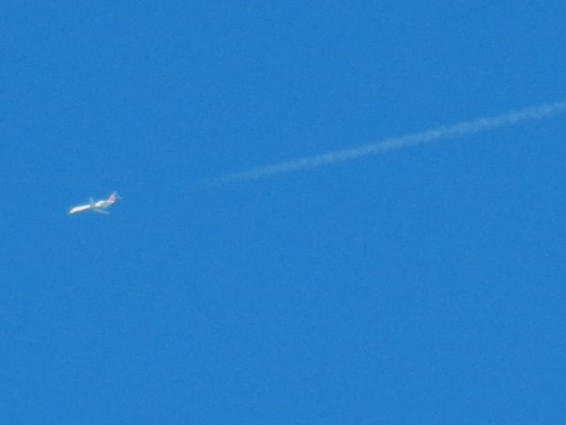 Boeing 717-200 (N998AT) - N998AT, A Boeing 717-200 Of Delta Airlines, Flying By My House En-Route To ATL