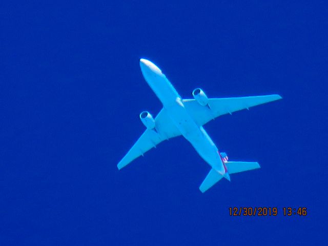 Boeing 777-200 (N771AN)