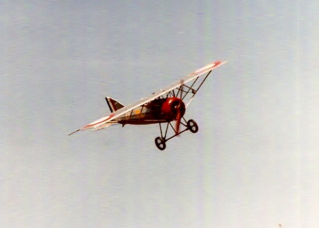 — — - Old Rhinebeck Aerodrome