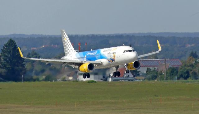 Airbus A320 (EC-MLE)