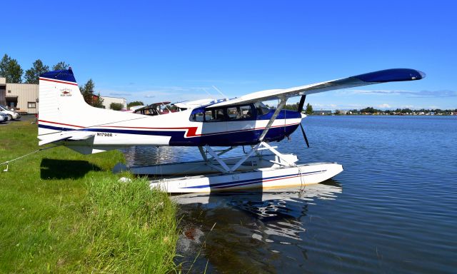 Cessna Skywagon (N1798R) - Cessna A185F Skywagon N1798R in Anchorage 