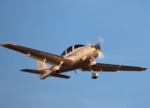 Cirrus SR-22 (N249CK)