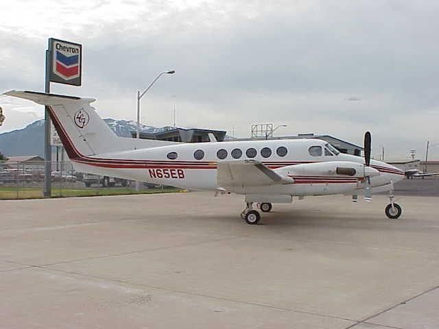 Beechcraft King Air 90 (N65EB)