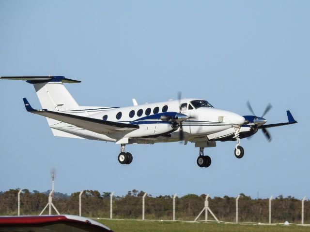 Beechcraft Super King Air 200 (CX-ESG)