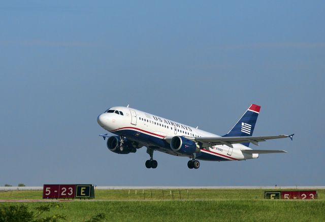 Airbus A319 (N769UW) - This Airbus A319 is taking off from runway 18 Center, Charlotte, North Carolina USA 27 July 2012