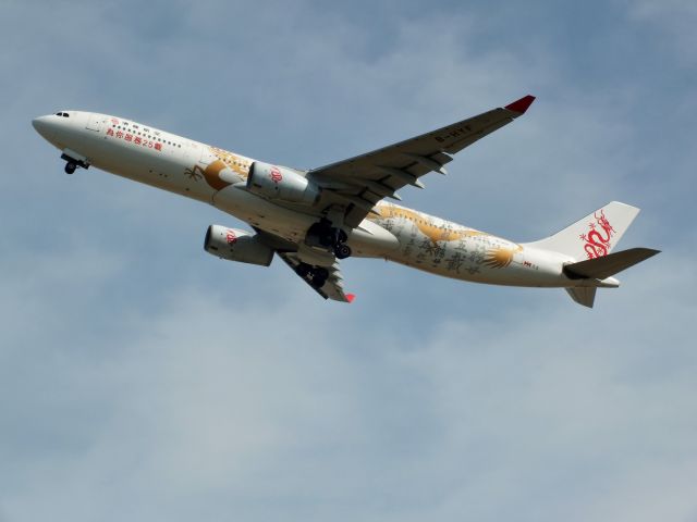 Airbus A330-300 (B-HYF)