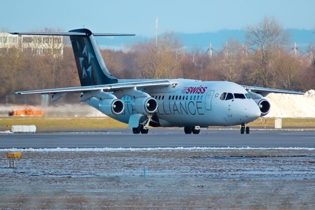 Avro RJ-100 Avroliner (HB-IYU)