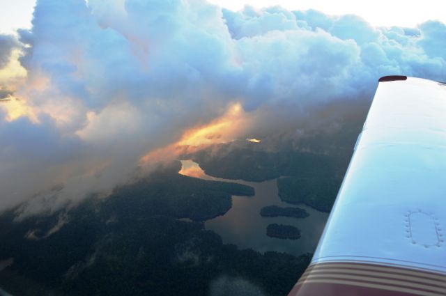 Mooney M-20 (N1068X) - Climb out of KTTA, en route to the AOPA Fly-in at FDK.  4-Oct-2014.